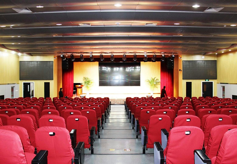 演出深夜激情网設備揚聲器燒毀的原因