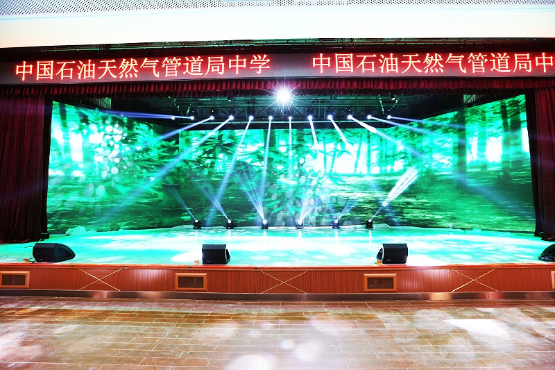 深夜激情网設備中音箱的分類